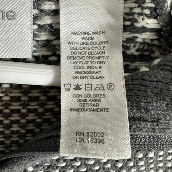 Liz Claiborne size M cotton blend sweater, gray/white. Great condition. - Picture 7 of 10